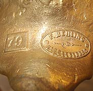 На бронзе Белинга редко встречается формовочное клеймо в овале: F.Behling.StPetersburg